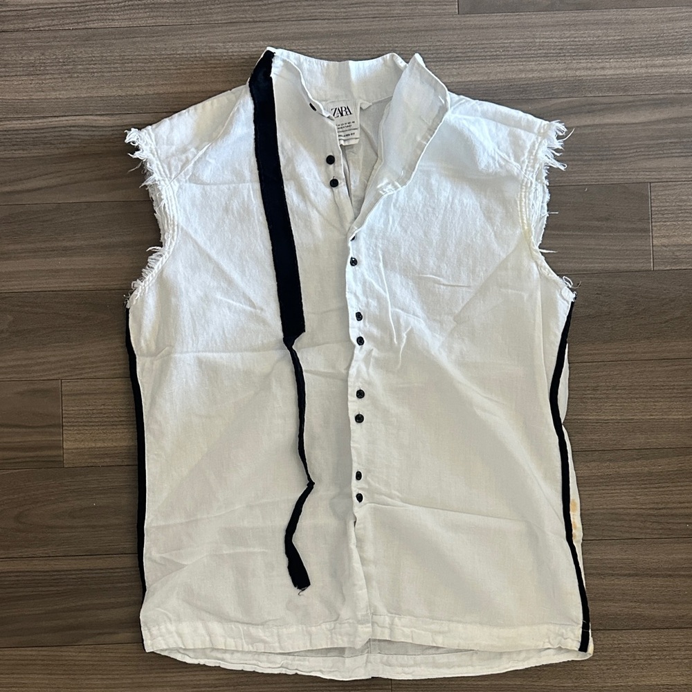 Zara White and Black Sleeveless Shirt